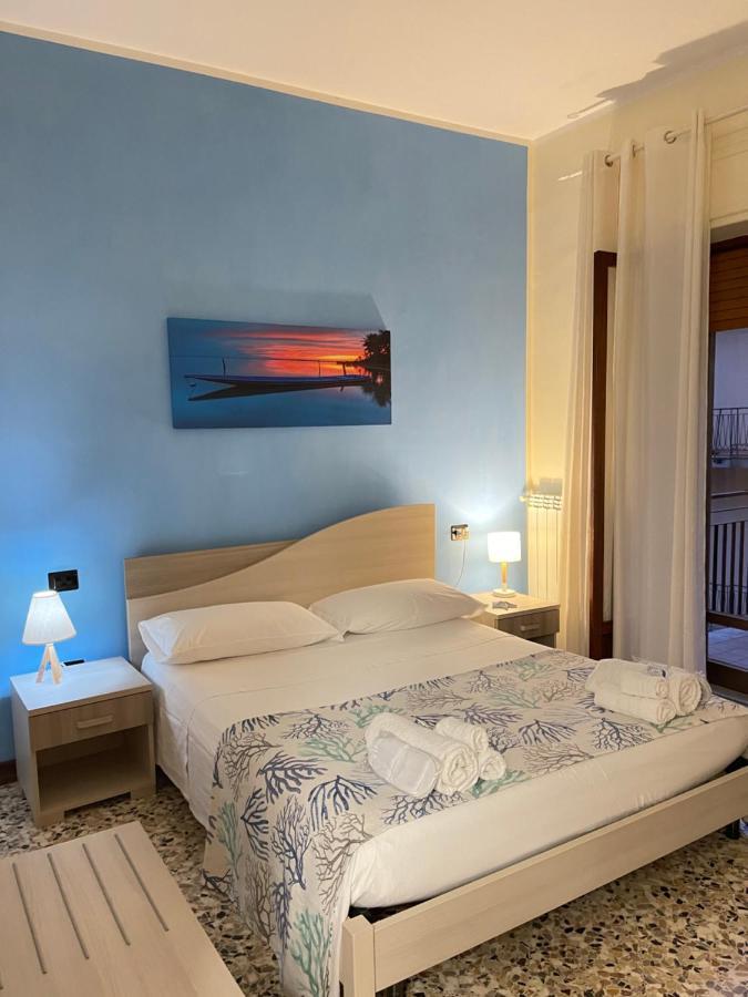 B&B Stella In Centro Салерно Экстерьер фото