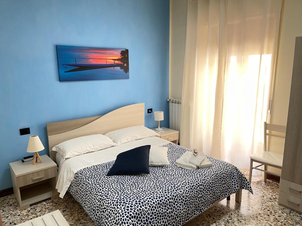B&B Stella In Centro Салерно Экстерьер фото